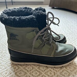 Sorel Green Winter Boots